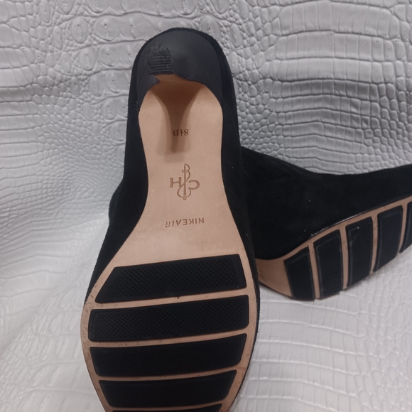 Cole Haan  Black, Stiletto High Heel Booties, Size 8 1/2 B - Picture 3 of 4